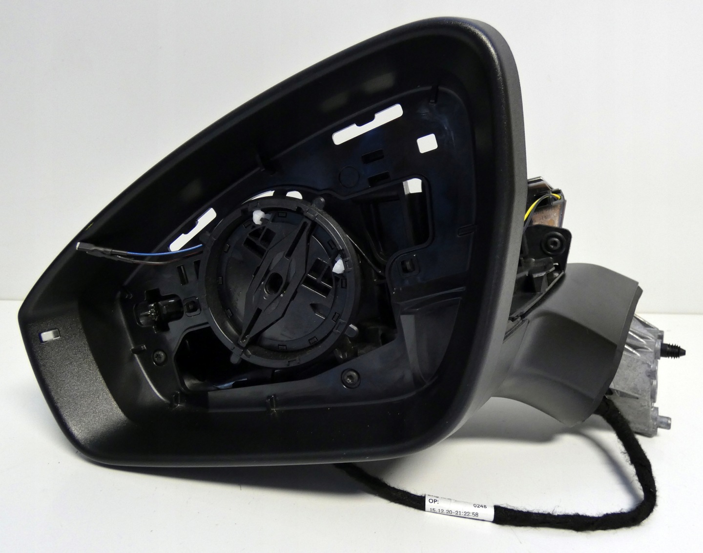 VW ID.4 ID4 5 vertical mirror left exterior