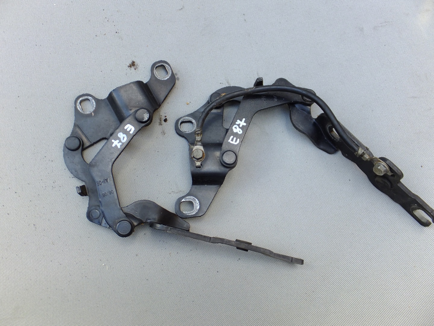 hinge bonnets left right front komplet bmw e87 2007r