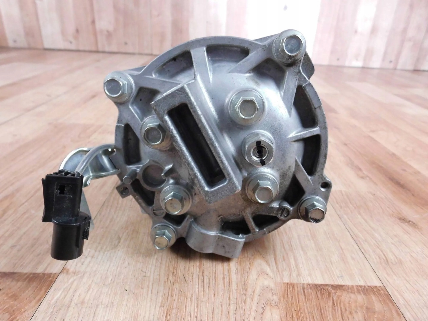 Mitsubishi Eclipse Cross compressor compressor; of the air conditioning 7813A801