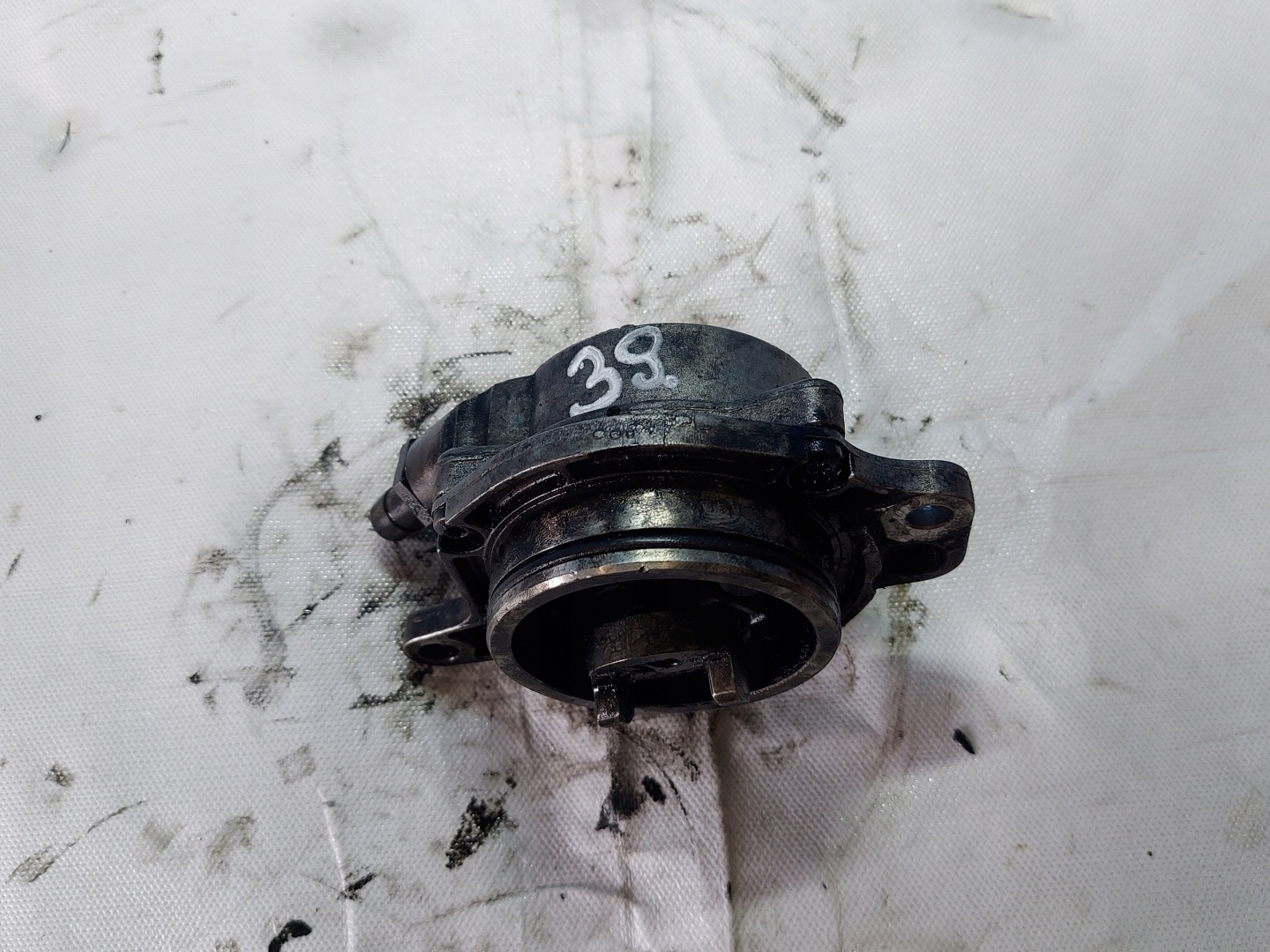 pump VACUM BMW 5 525TDS E34 72162503