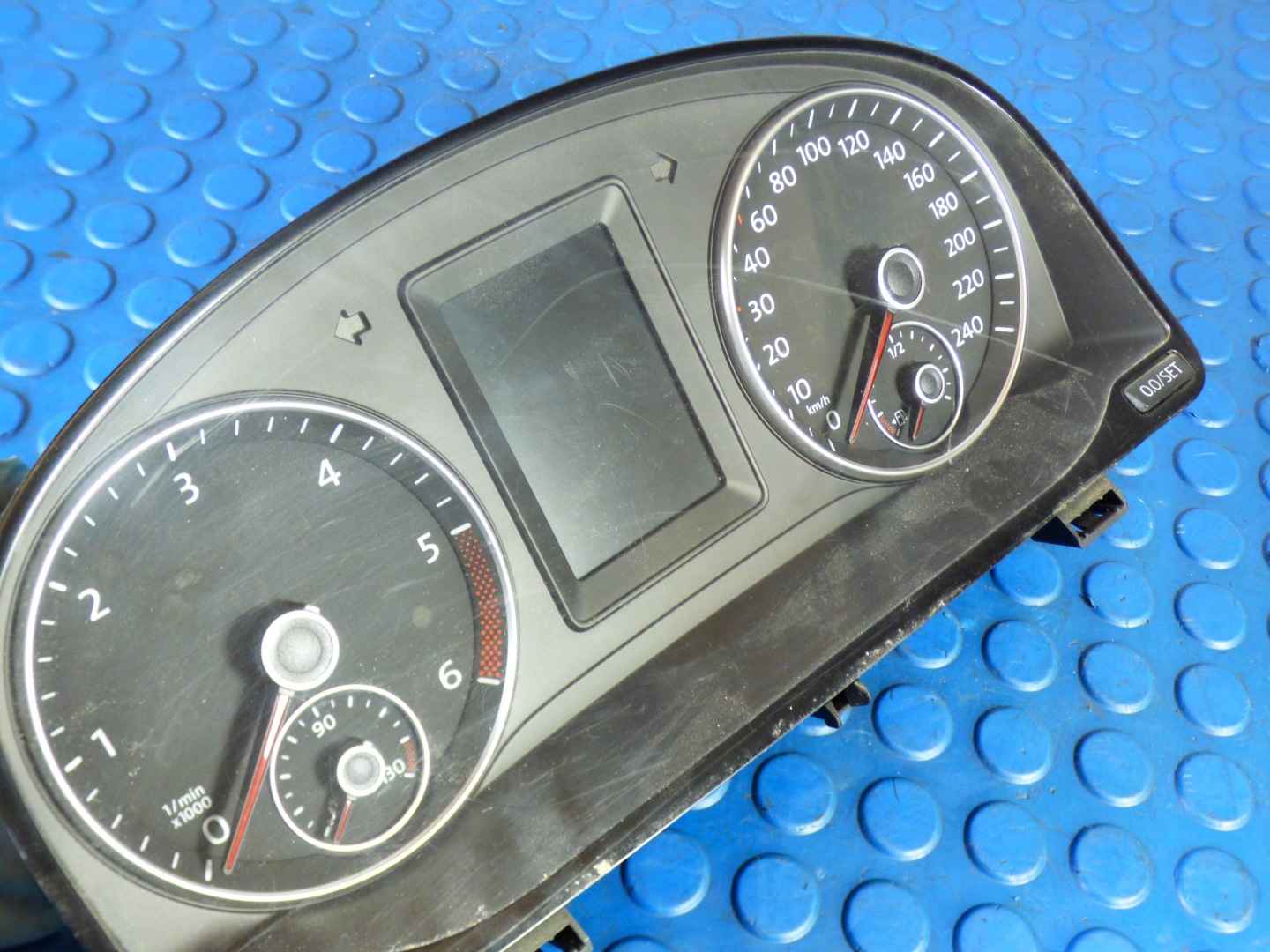dials EUROPA stBDB 140TYS.KM 2K0920876F VW CADDY III 2K5