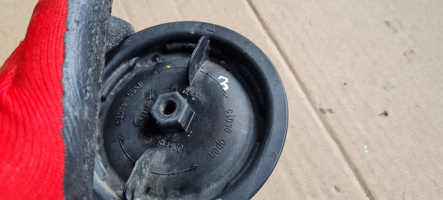 A6 C7 4G LIFT cap spoiler cover lights front 18555900