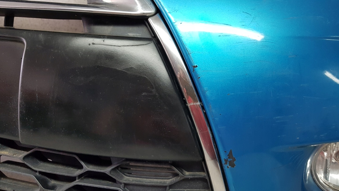 CITROEN DS3 DS 3 2010 - bumper front 9645