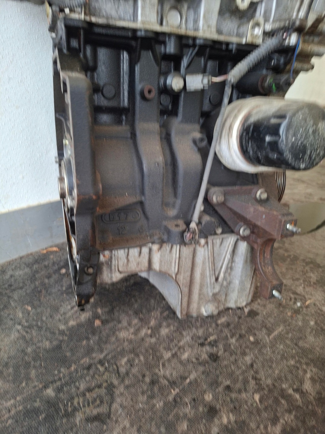 engine unprotected pillar Ford c- max ecoboost 1.0 125 km