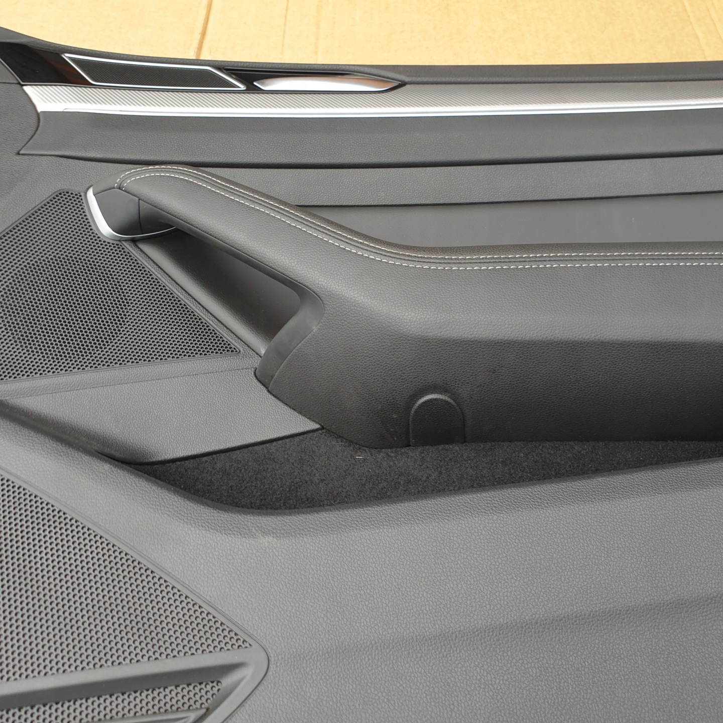 side upholstery Z door right front VW PASSAT B8 3G leather EU