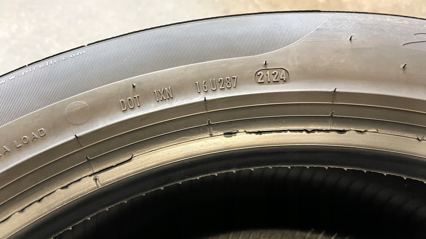 2 tyres summer 255/50R20 Pirelli P ZERO 8mm 2024r