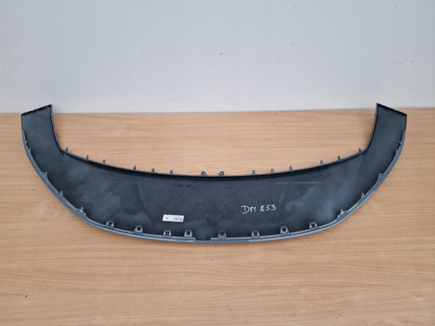 SEAT CUPRA BORN cap of a bumper moulding upper 10E