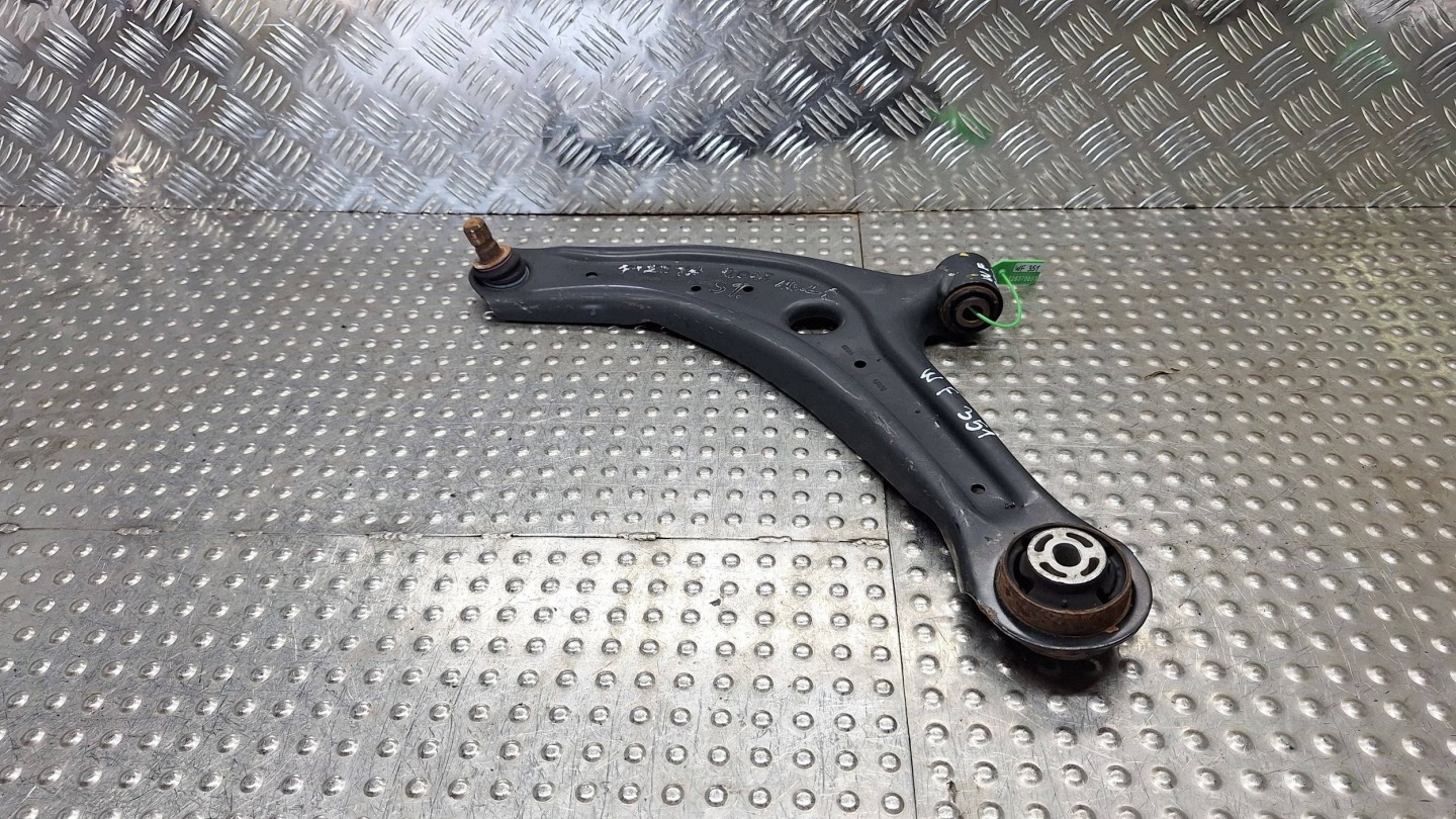 arm left front H1BC-3051L FORD FIESTA MK8