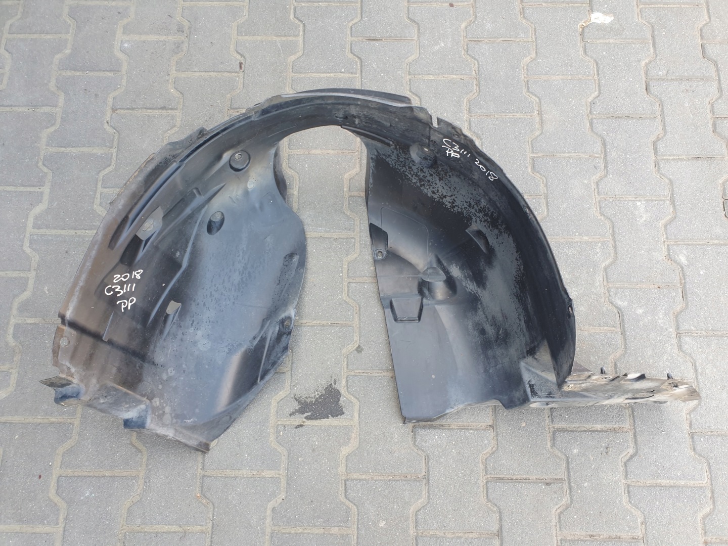mudguard right front CITROEN C3 III 2016- 9812150180