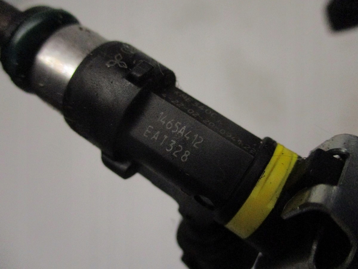 RAMPE INJECTION OUTLANDER III 2,0I 1465A412