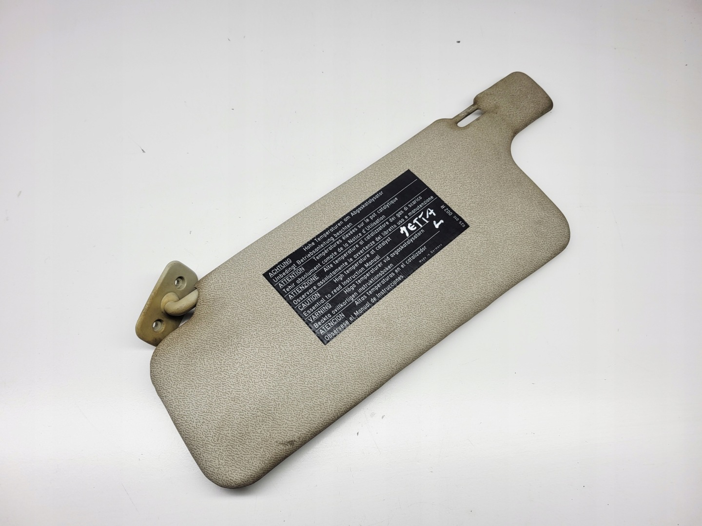 visor cover PRZECIWSLONECZNA VW Jetta MK1 025010002R