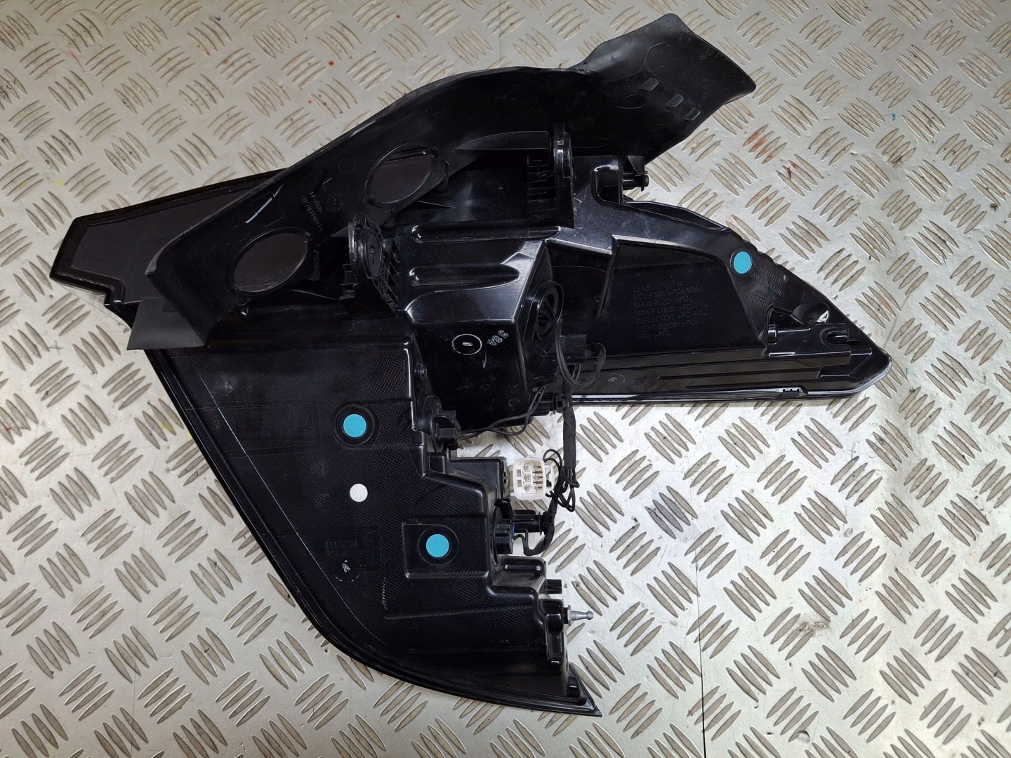 light rear left LED MG 4 2022R->