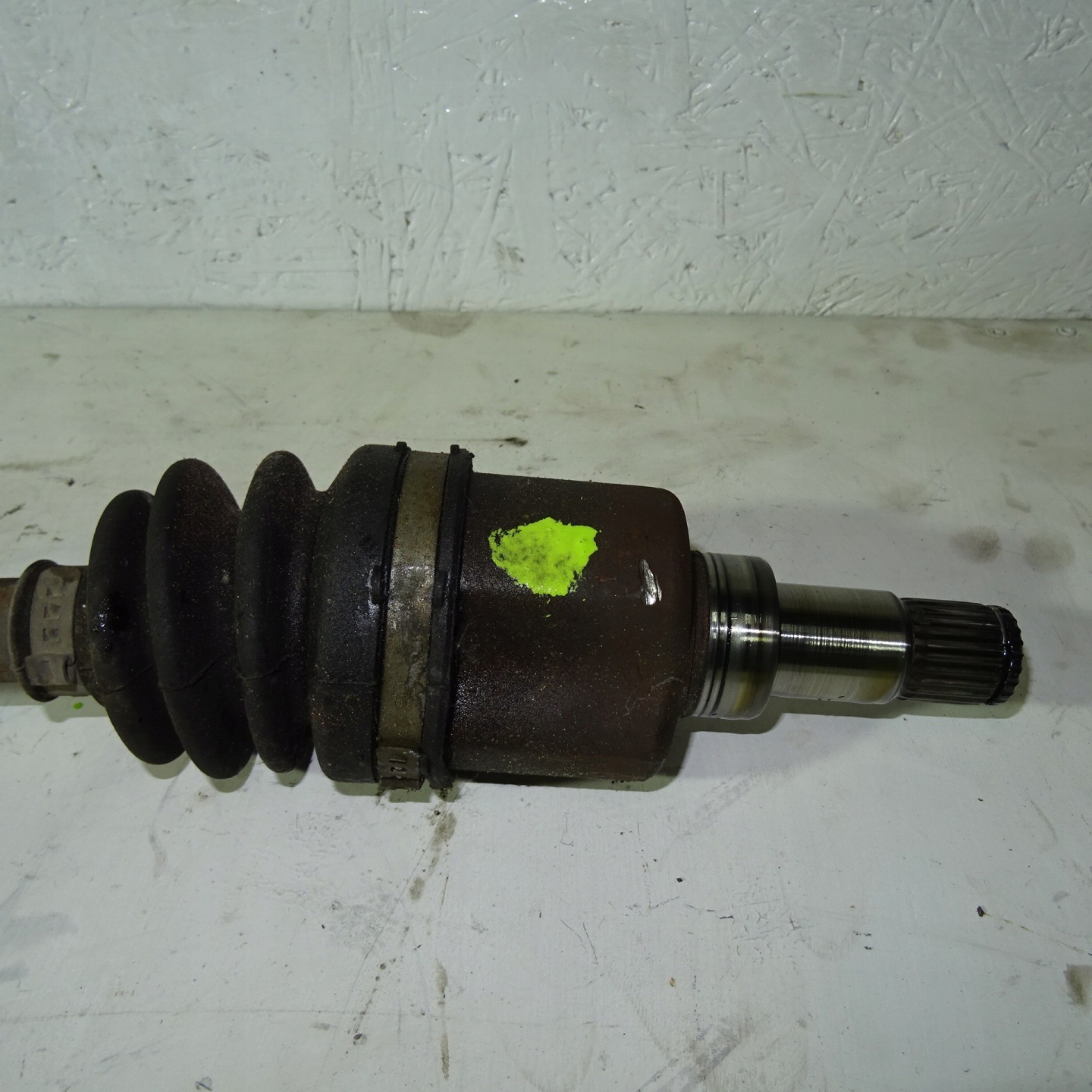 FORD FIESTA MK7 semi-axis left front 8V51-3B437-AAA