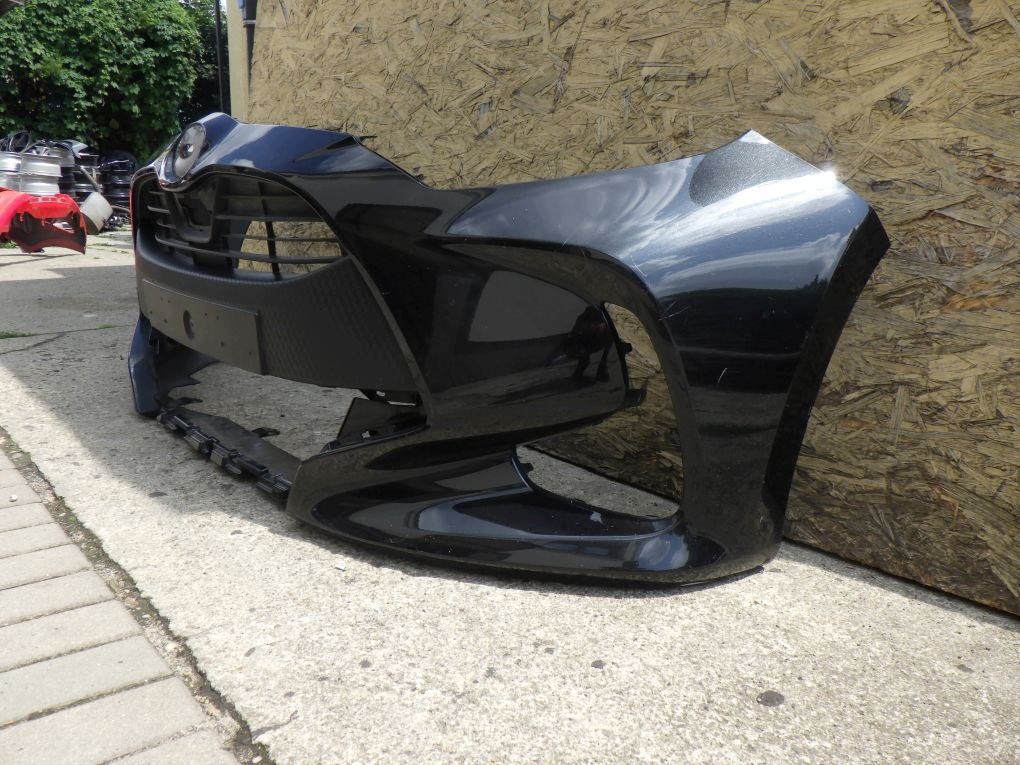 TOYOTA YARIS 4 IV P21 2020- front bumper