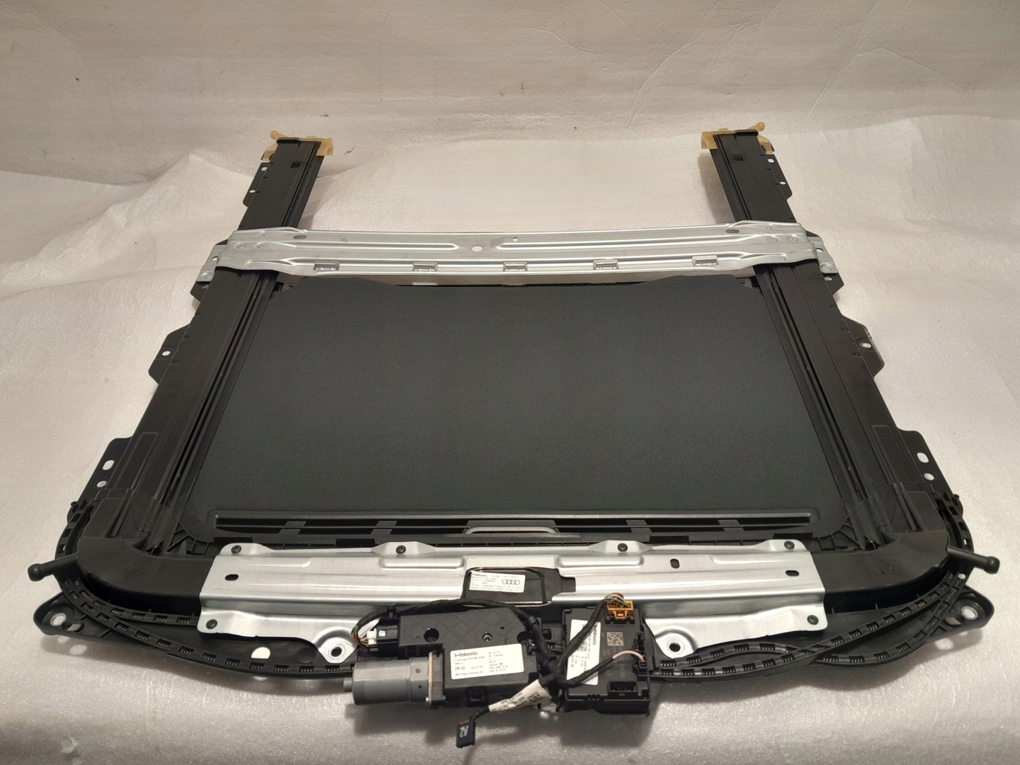 AUDI A4 B9 LIFT Berline Toit ouvrant Complet 8W5877255 8W5877041