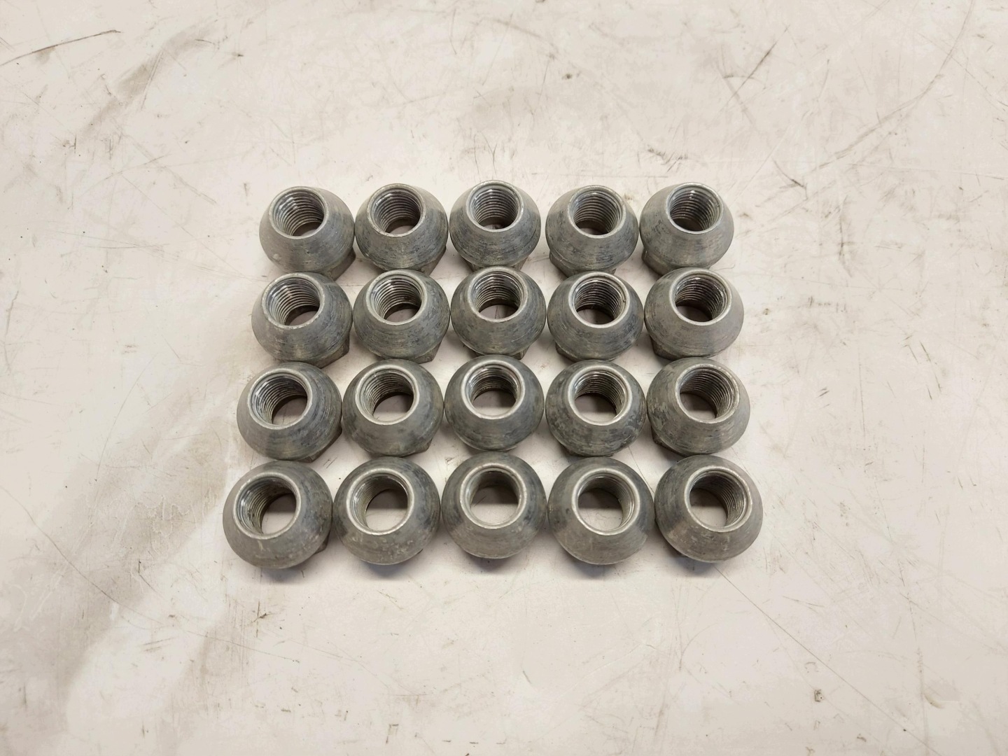 TESLA MODEL 3 2022r nuts wheels discs 20szt