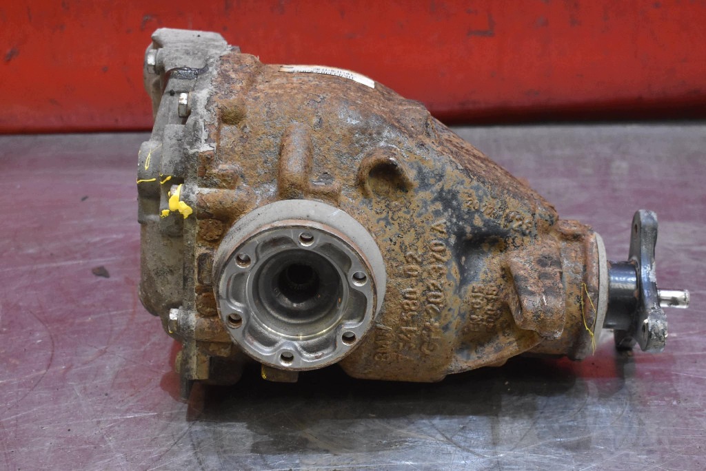 différentiel diff. arrière arrière 3.07 7566169-02 BMW E90 E91 2.0 D 143 KM LIFT 08-13