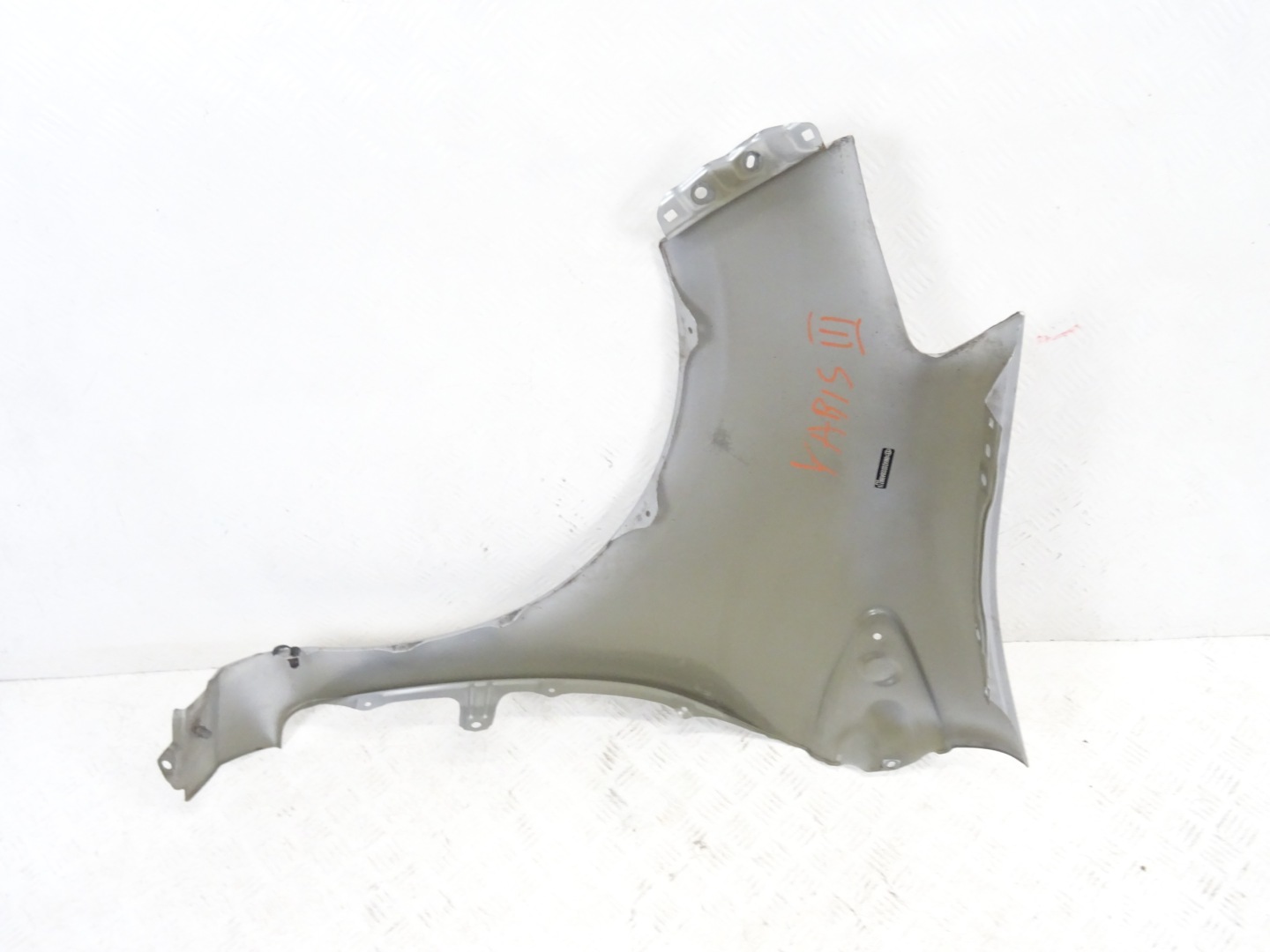 TOYOTA YARIS 3 III right fender front front