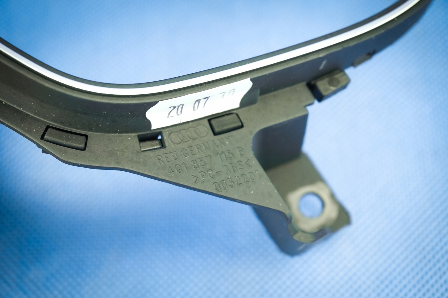 RAHMEN Blende Abdeckung des Kombiinstruments Audi A6 4G S6 A7 4G1857115B
