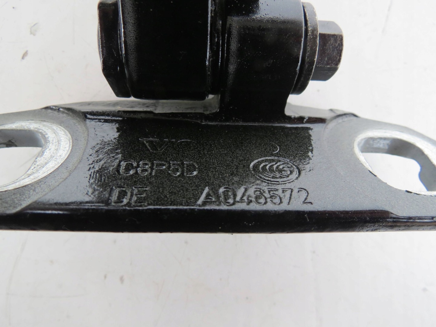 hinge lower door PRZEDNICH VOLVO XC60 II 31218315