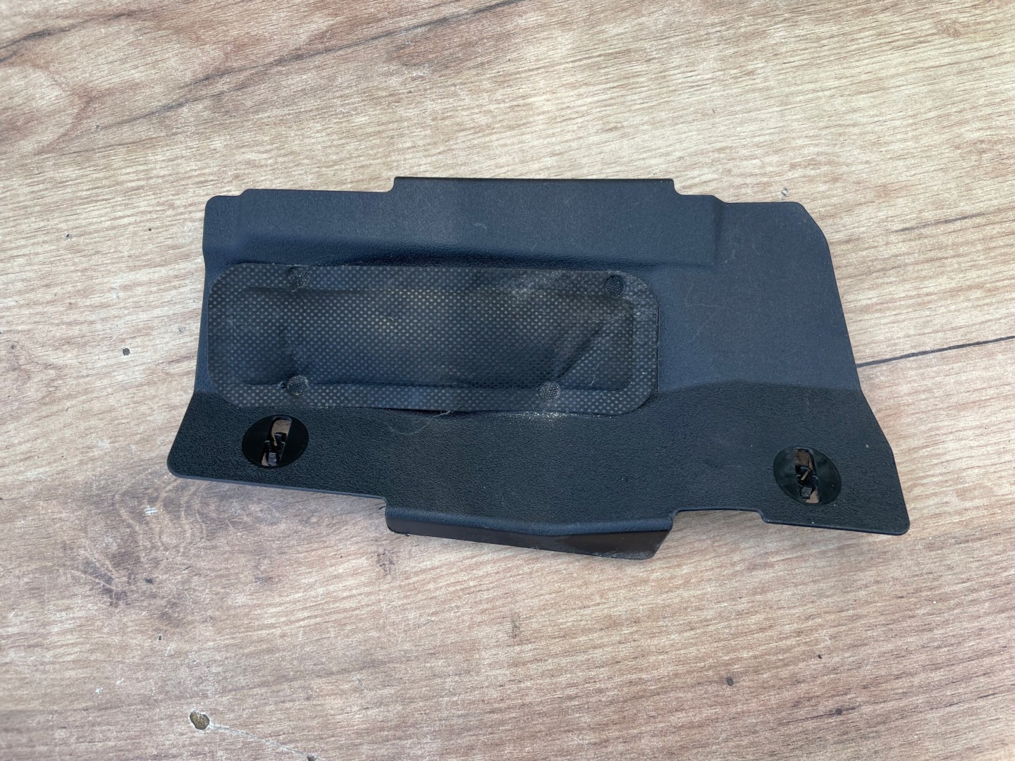 PRIUS 3 plus + Kryt blatníka pravá 53825-47020