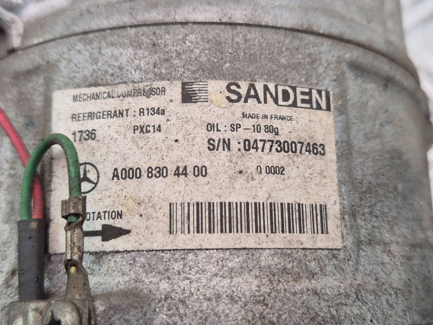 Mercedes C300 CGI W205 compressor; compressor of the air conditioning A0008304400