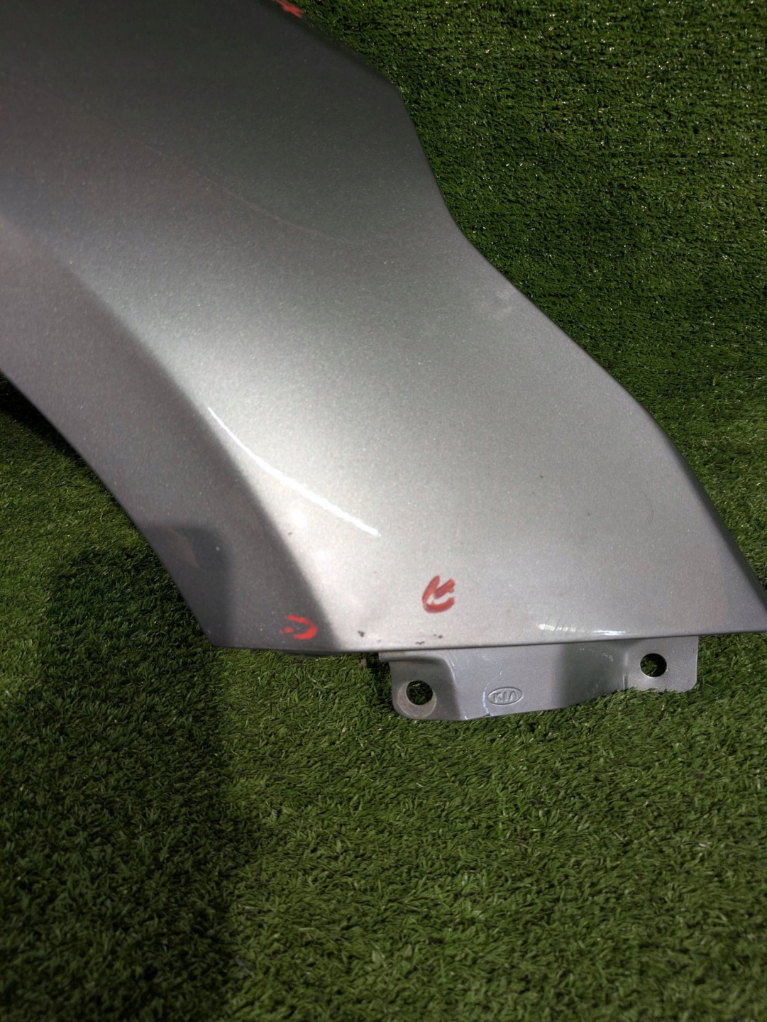 fender front right front KIA CEED III NR.537