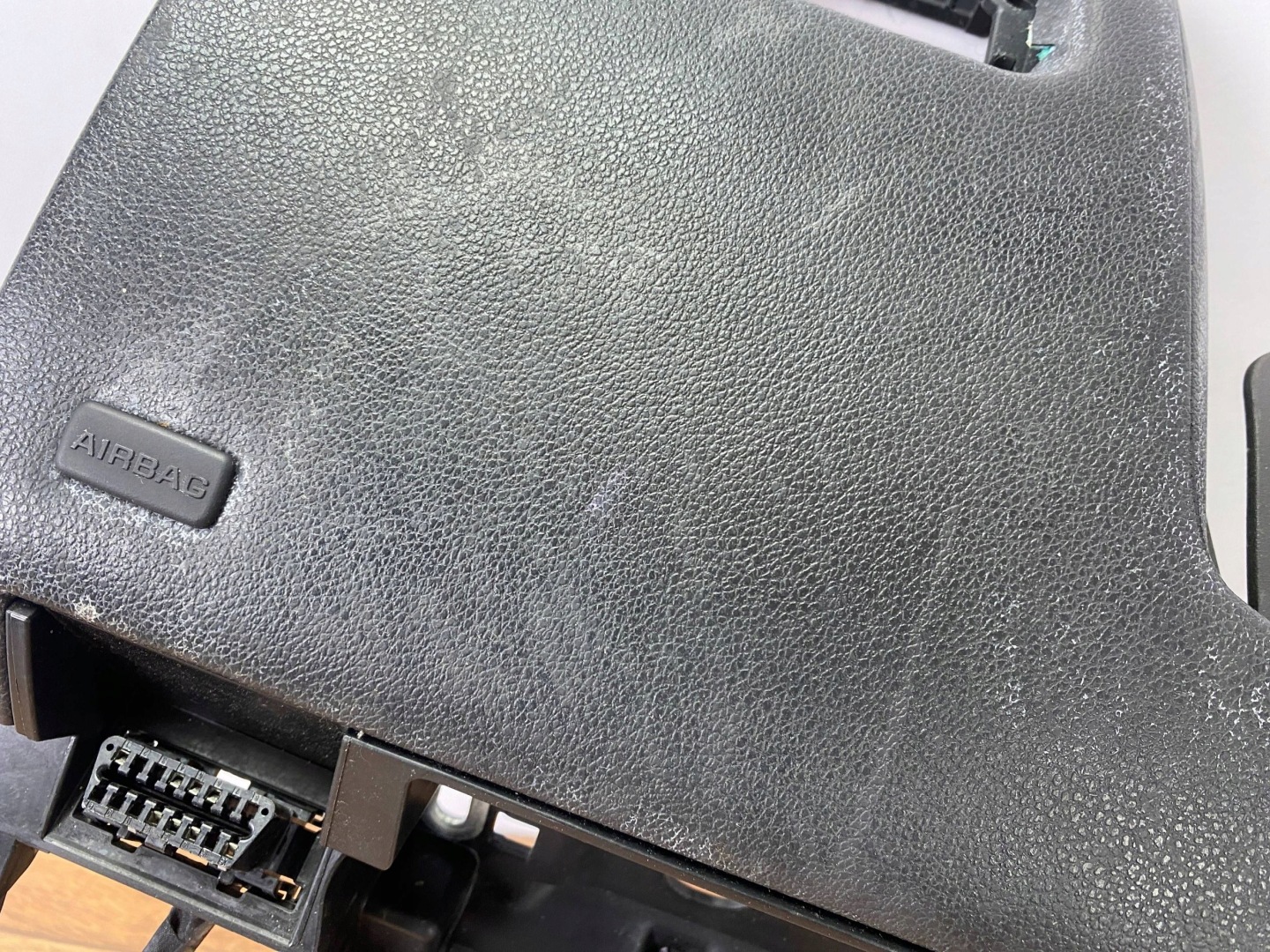 dashboard instrument panel cover below steering wheel, driver´s Cadillac CTS III 2014+