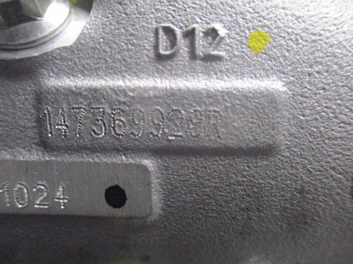 intake manifold RENAULT KOLEOS II 1,6DCI 147369928R