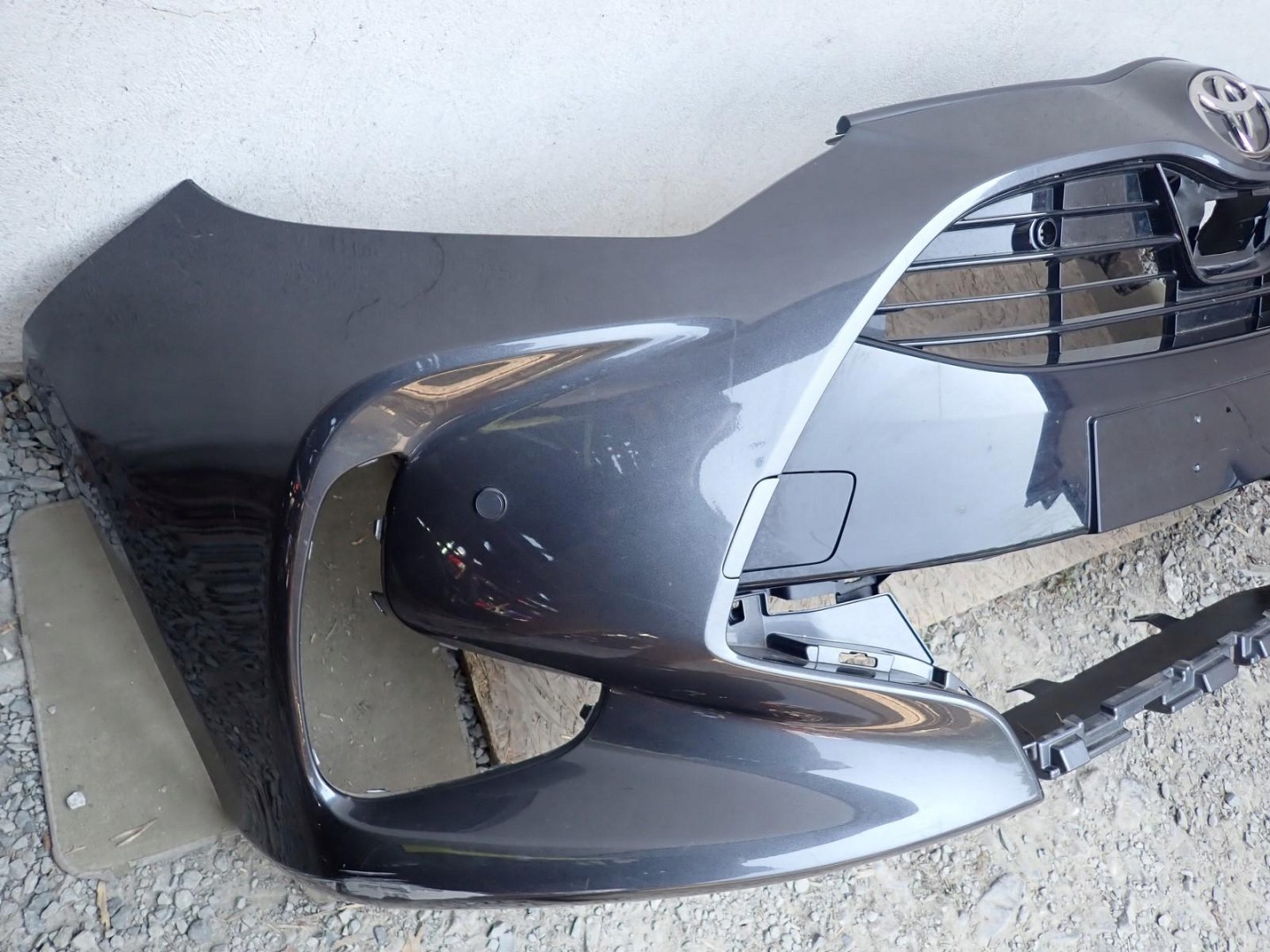 bumper front front TOYOTA YARIS 4 IV P21 2020- 52119-0DA00