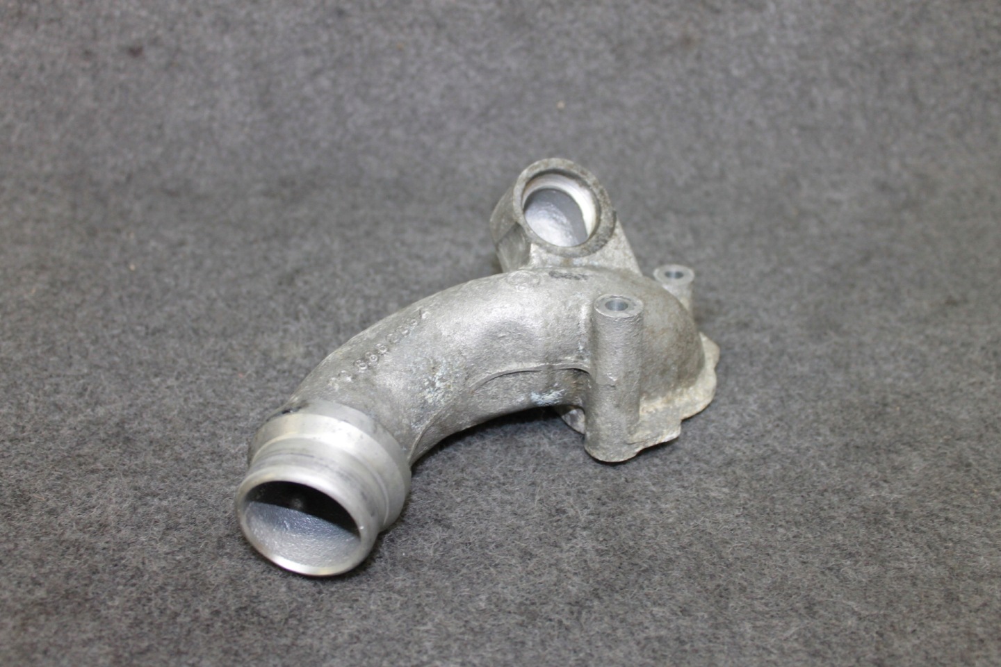 BMW E60 E63 M5 M6 S85B50A V10 5.0i Bride d’eau BLOKU - 7833989