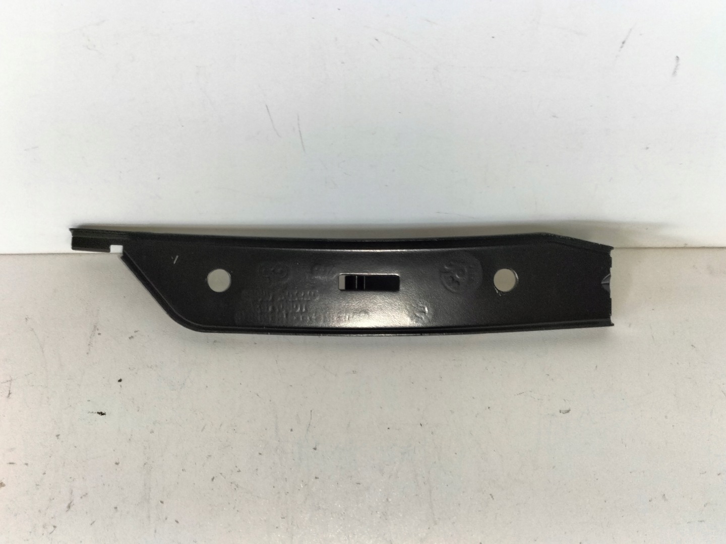 bumper bracket front left SKODA SUPERB II LIFT 13