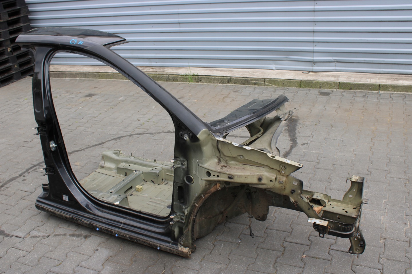 quarter right front pillar quarter threshold right front CITROEN C3 III 3