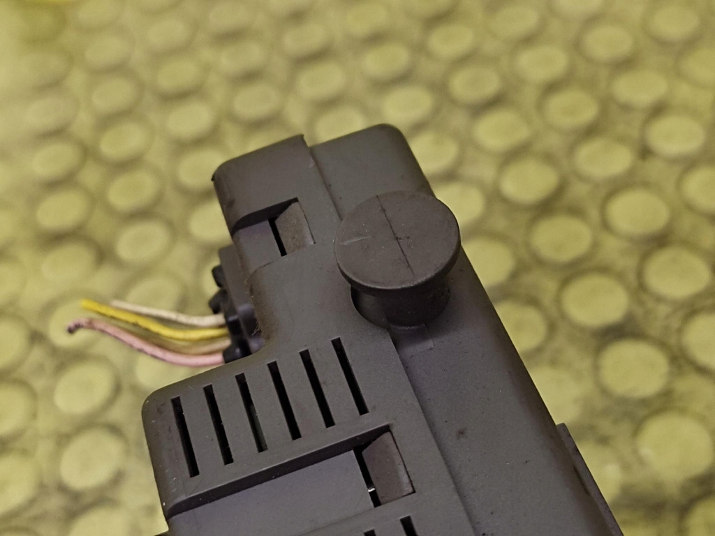 PEUGEOT 607 Module Boîte BSI 9643577180