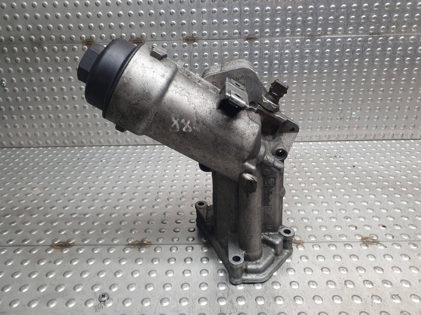 oil filter holder radiator 7787072 BMW E46 E87 E90 E60 X3 E83 2.0D M47