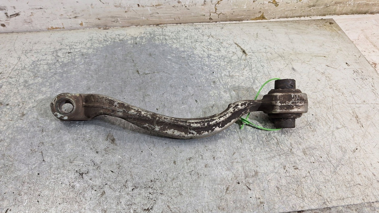 arm right front 21204 MERCEDES W212