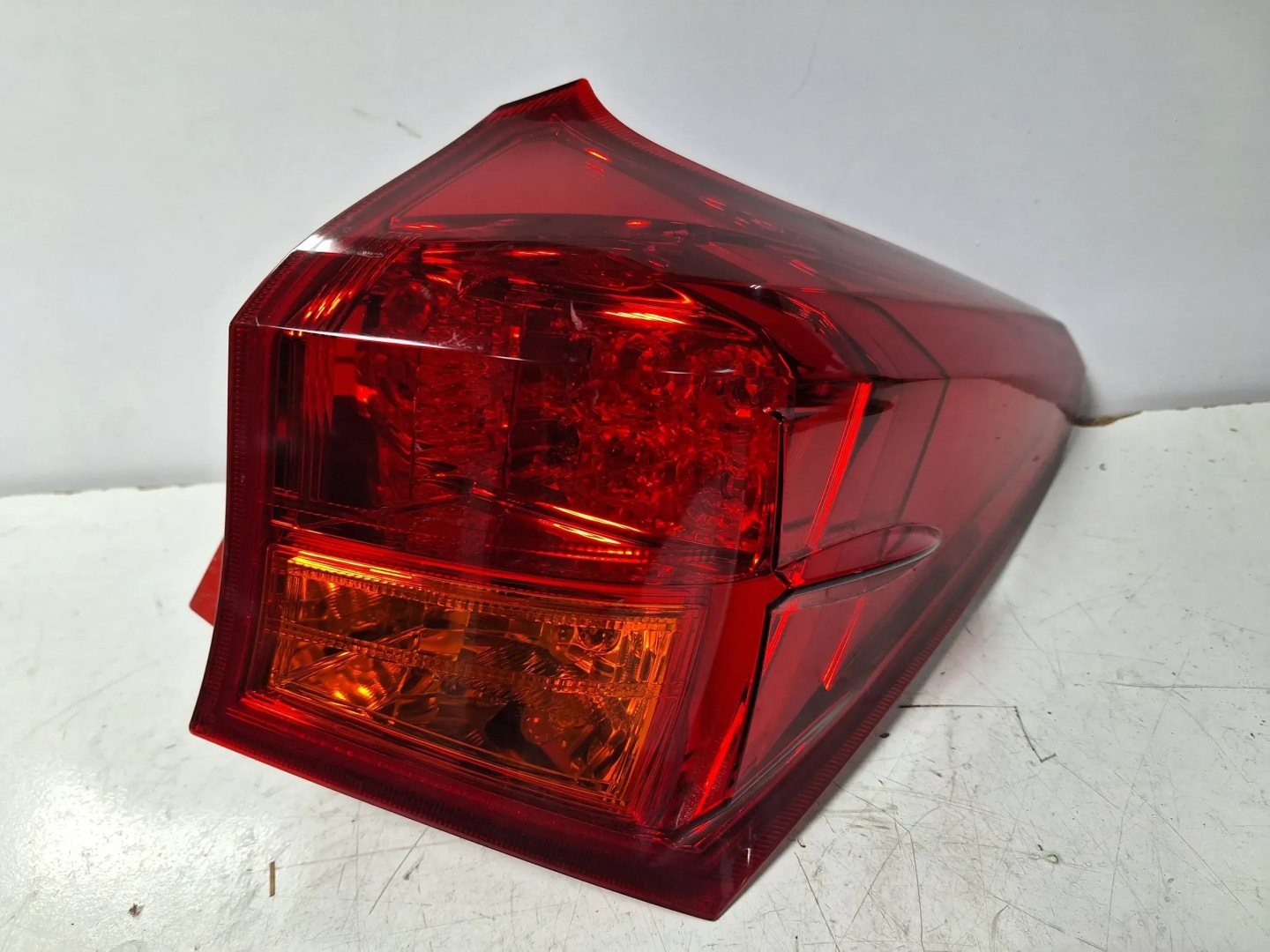 light rear part right Toyota Auris II 12-15 Kombi
