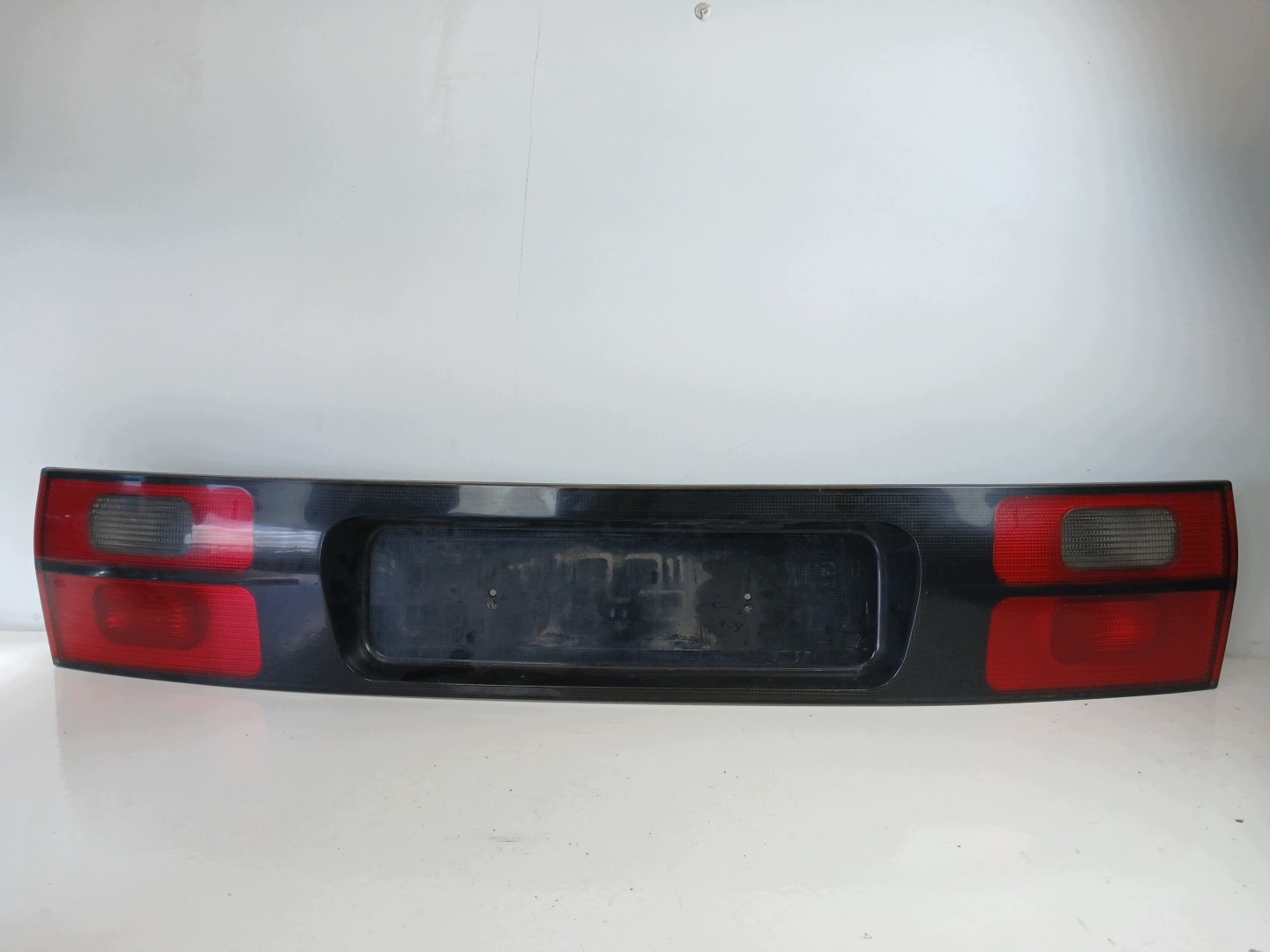 VW SHARAN and cap bonnet boot