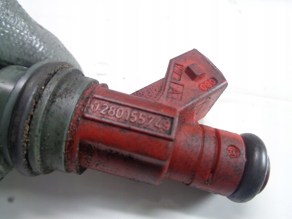 SAAB 9-3 2.0T injector 0280155749