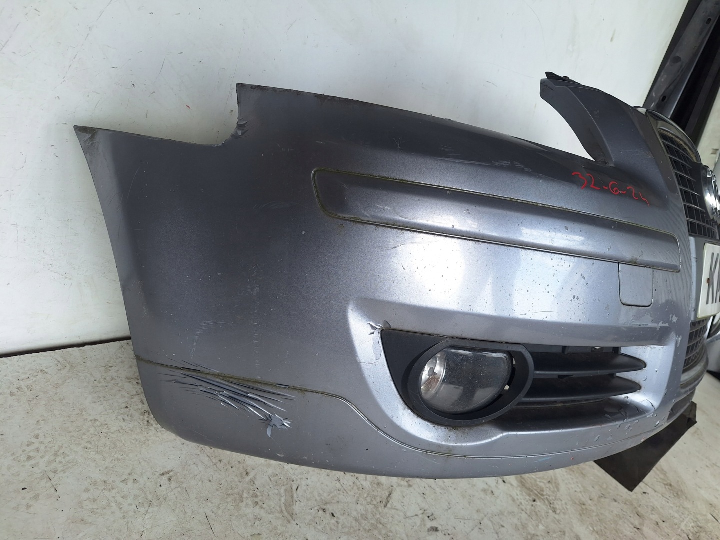 AUDI A3 8P0 05-08 branik