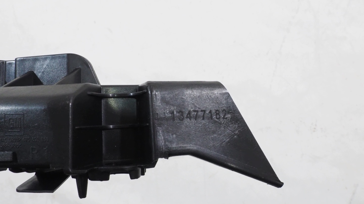 Opel Crossland X bumper bracket right front 13477182