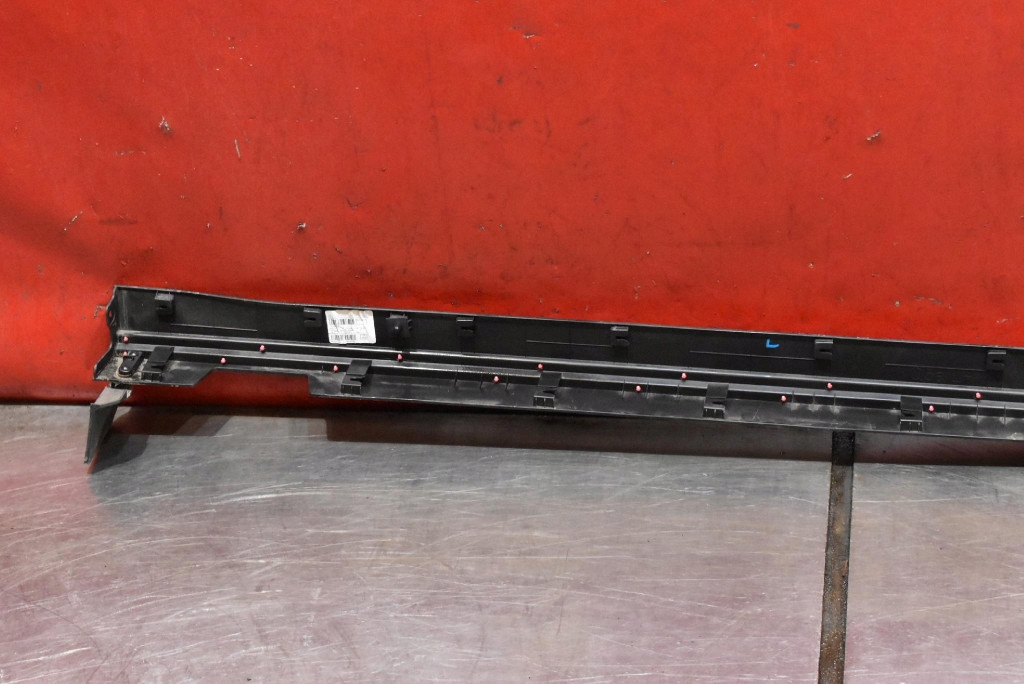 cap threshold right black 87754-R2000 KIA SPORTAGE 5 V 21-25
