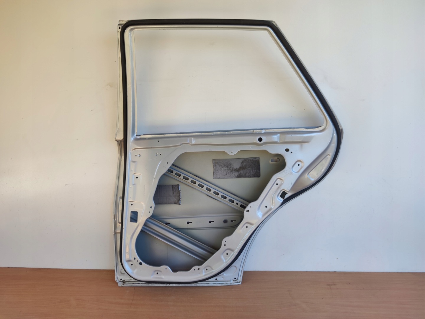 MERCEDES ML W164 RECHTS TÜR HECK HINTEN ORYGINALNE