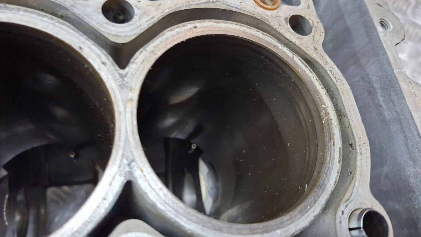 BLOK Motore 5F02 CITROEN PEUGEOT 1.6 THP