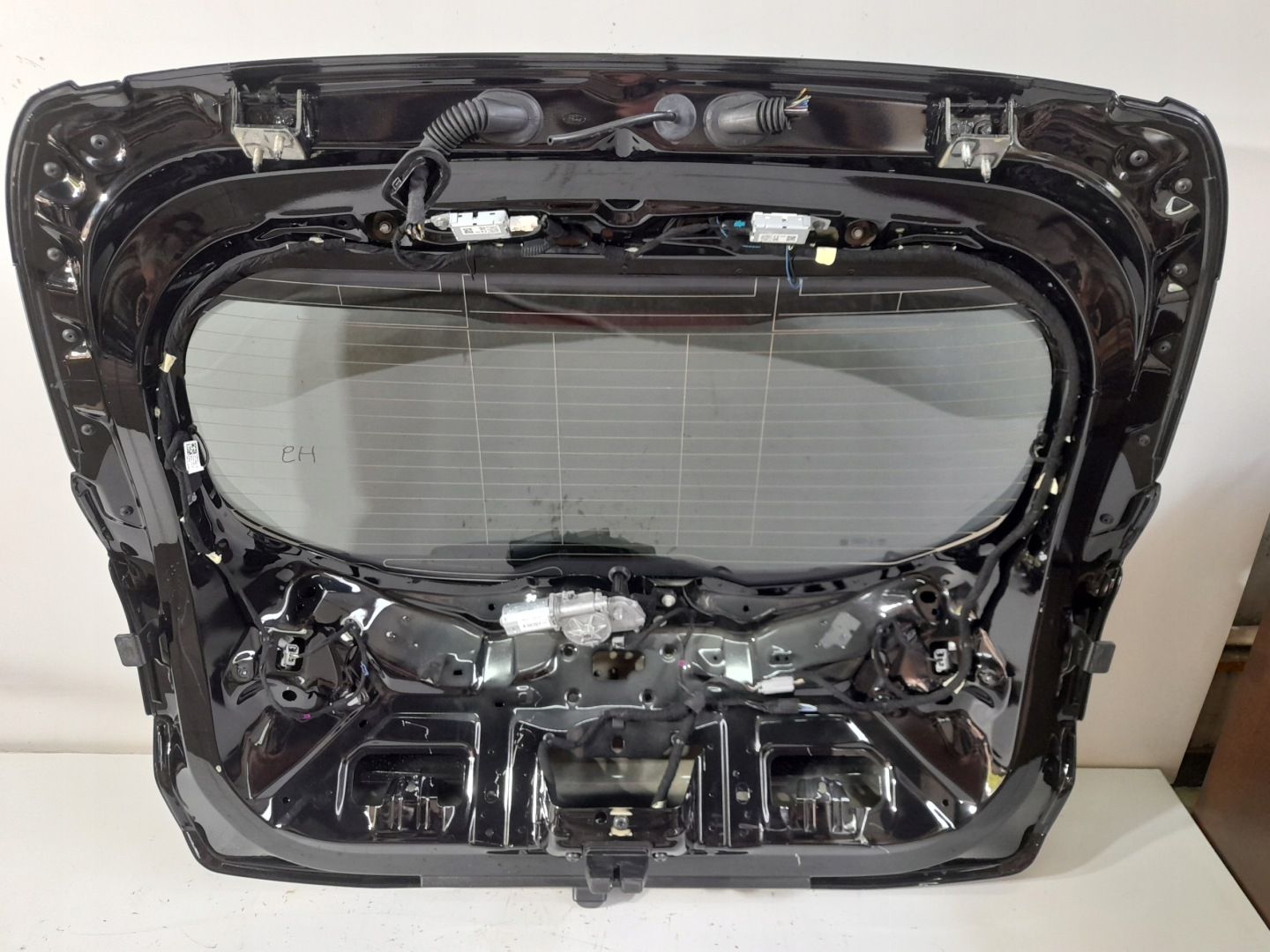 FORD PUMA MK2 II rear trunk door (H9)