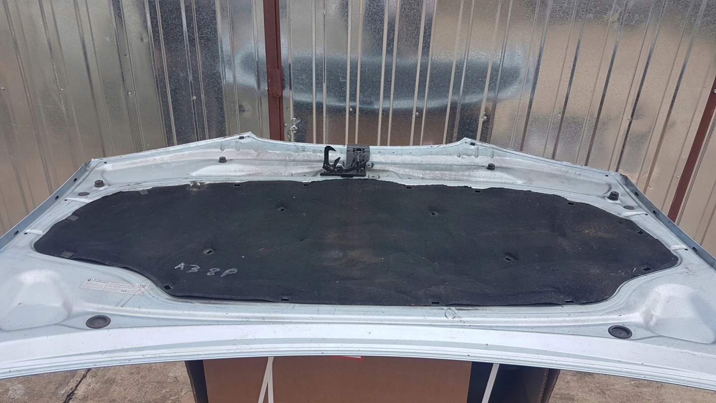 Insonorisation du capot AUDI A3 8P