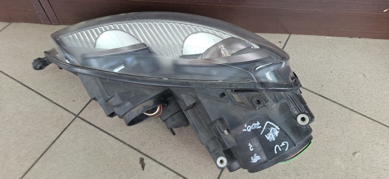 REFLEKTPR light front front right VW GOLF V 0301212272