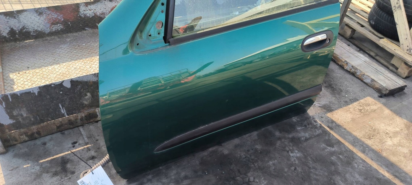 door left front DV8 NISSAN ALMERA