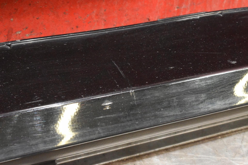 cap threshold right black KIA EV6 21