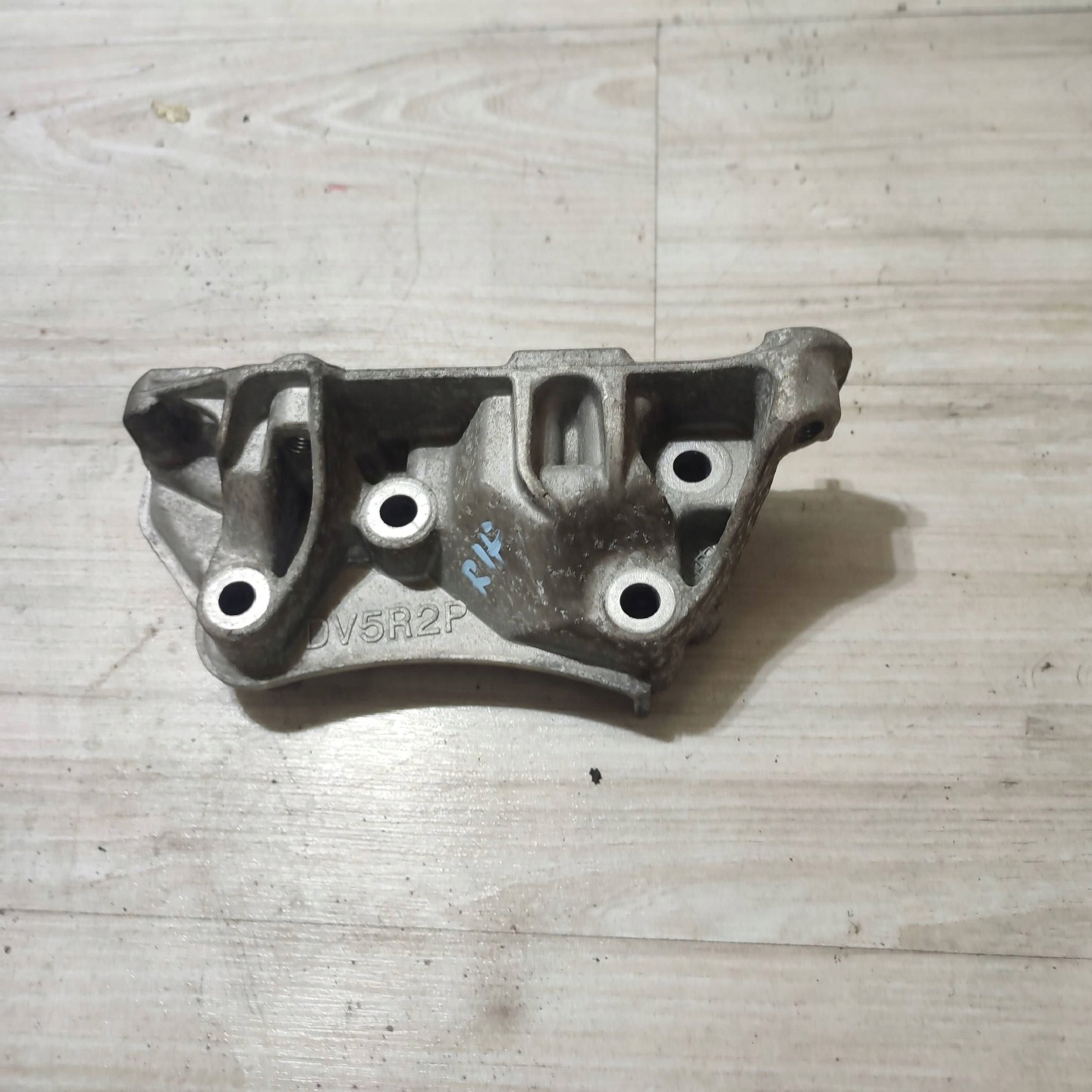gearbox mount Peugeot Rifter DV5R2P